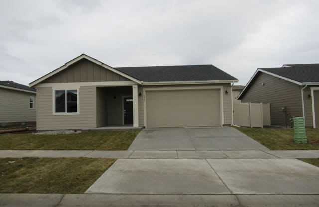 5901 W Gumwood Cir. - 5901 W Gumwood Cir, Kootenai County, ID 83854