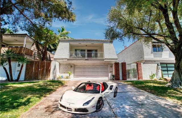 Photo of 940 Vegas Valley Drive