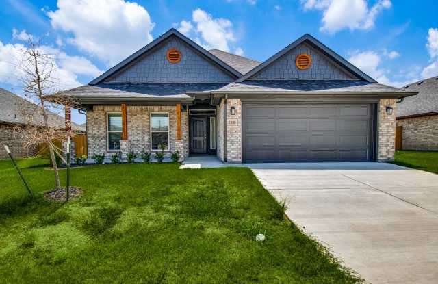 2806 Clover Drive