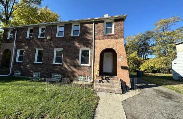 6136 - 6138 Ray Ave