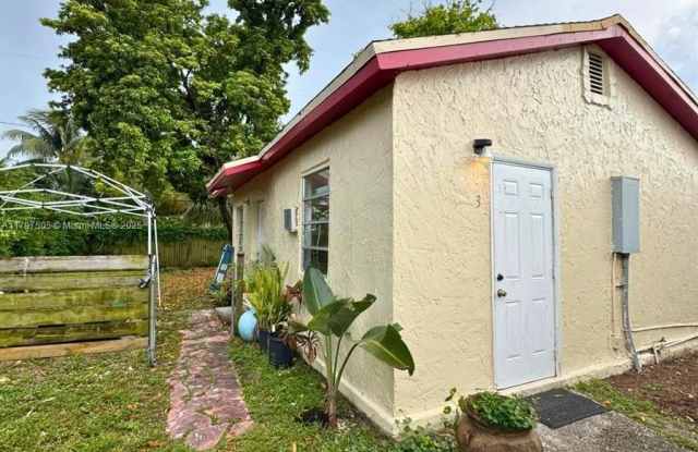 Photo of 1030 NW 106th St