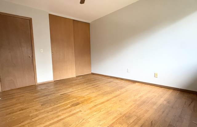 2080 Allen Boulevard - 28