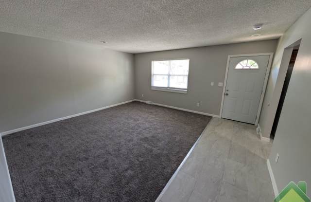 9152 West 78th Terrace