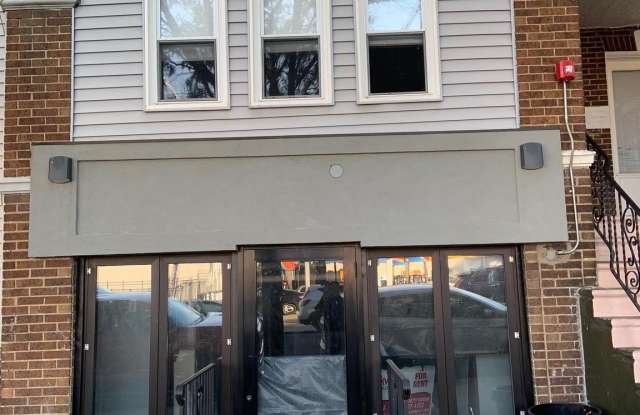 Photo of 4610 WALNUT Street