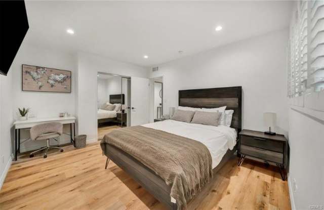 16127 Hartsook Street