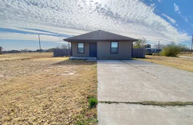 Photo of Great 3 bed 2 bath rural rental now available.