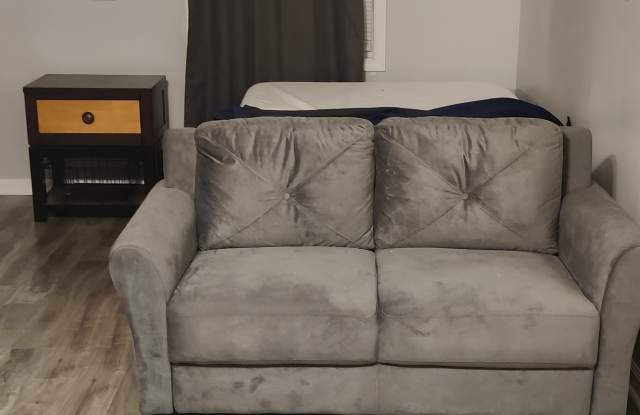 Photo of 2981 Drexel Ln