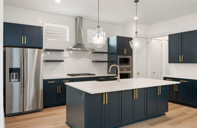 Beautiful 4-bedroom, 4-bathroom Custom Home Durham, NC