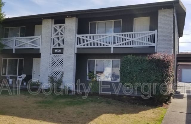 **MOVE IN SPECIAL** 308 Park Ave - 308 Park Avenue, Auburn, WA 98002