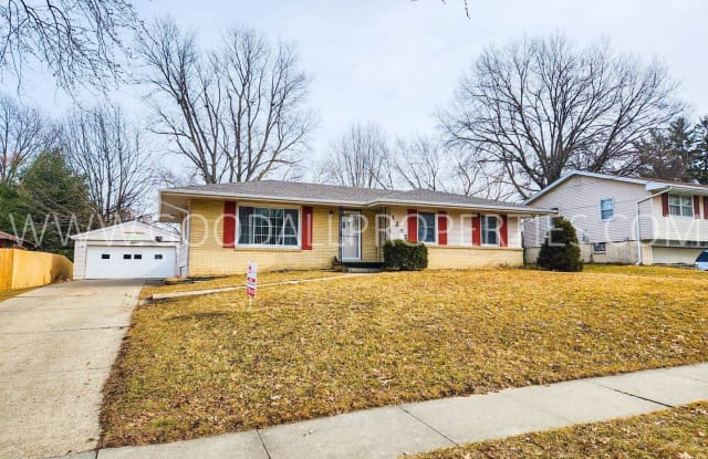 1245 33rd St - 1245 33rd Street, West Des Moines, IA 50266