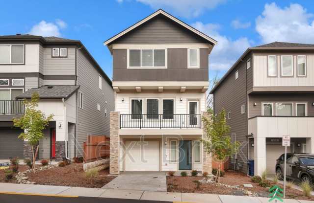 309 207th Pl SE