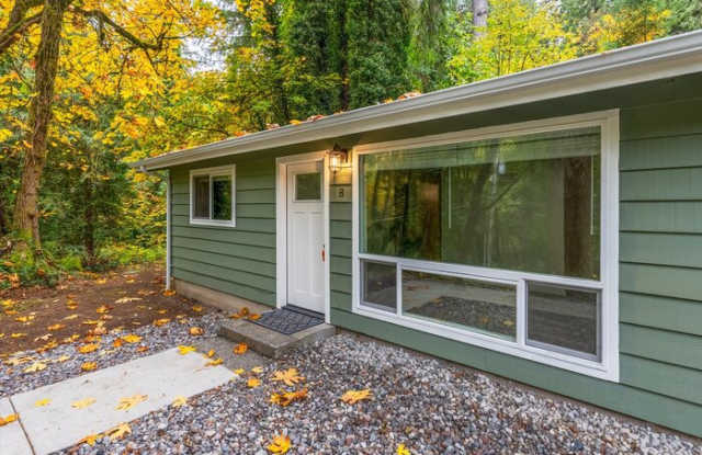 3305 Windolph Lane Northwest