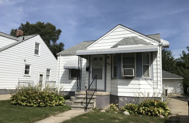 19381 Kenosha St - 19381 Kenosha Street, Harper Woods, MI 48225