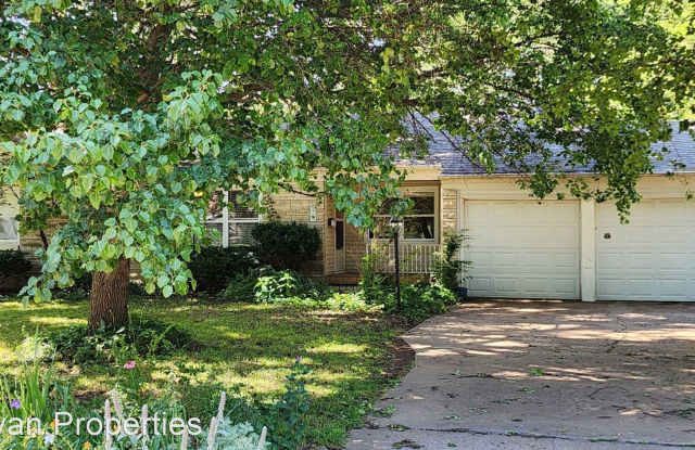 1103 E. Linwood