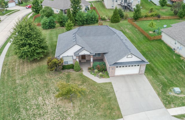 2405 BREMERTON CT - 2405 Bremerton Ct, Columbia, MO 65203