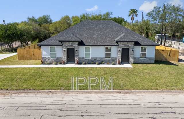 Photo of 318 W New Hampshire