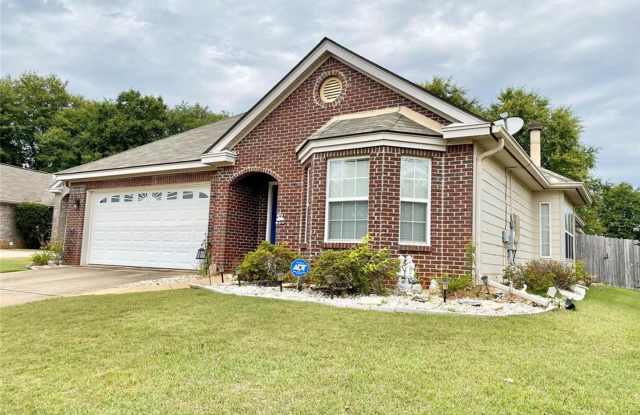 3bdrm/2bth convenient to everything in Prattville
