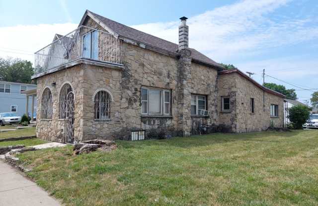 Photo of 4 Bd 2 Ba Single Family Home for Rent