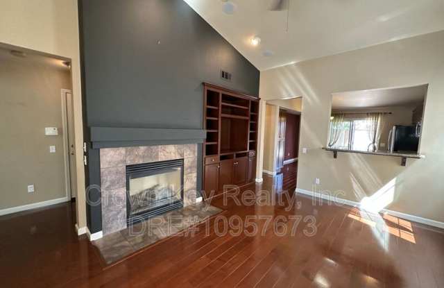 2741 Nostalgia Street
