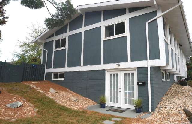 1805 ARCOLA Avenue unit: Apt- A