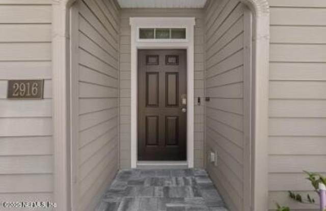 2916 DUCK HOLLOW Lane