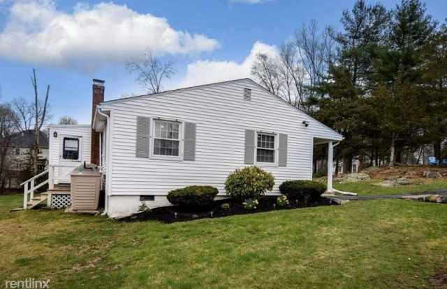 10 Brigham Ct - 10 Brigham Court, Middlesex County, MA 01760