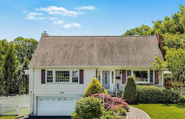 5 Adelphi Avenue