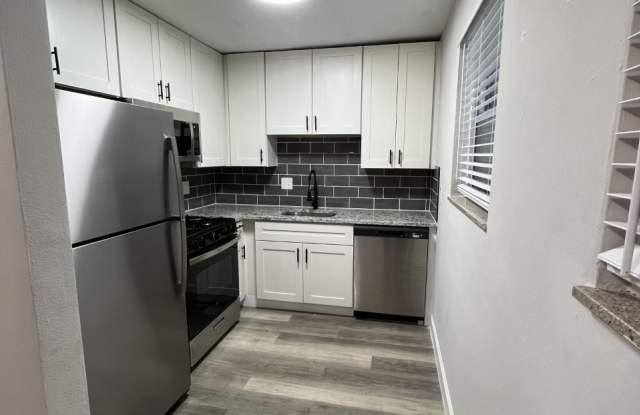 7851-7 Big Bend Boulevard
