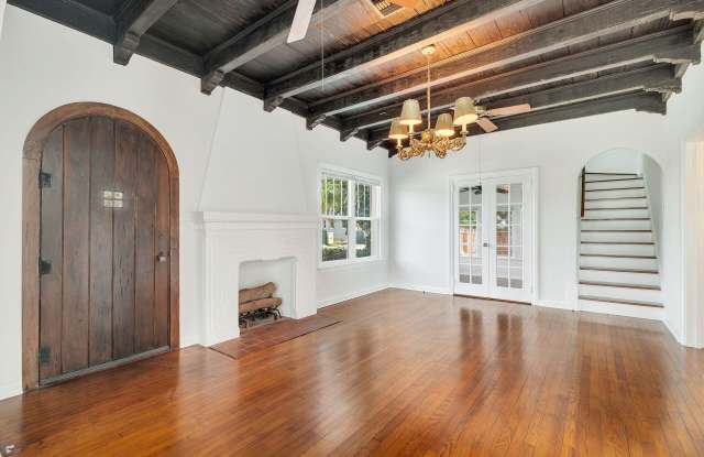 108 Rutland Boulevard