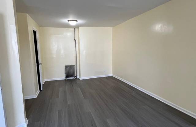 114-07 Jamaica Avenue