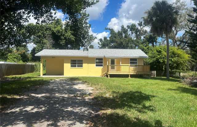 Photo of 201 LAUREL ROAD E