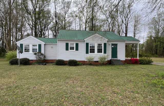 611 Vann Lane, Dunn - 611 Vann Lane, Harnett County, NC 28334