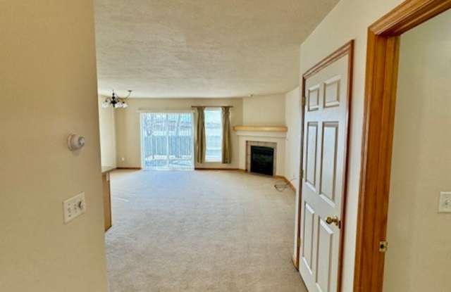 2 Bedroom, 2 Bathroom Townhouse