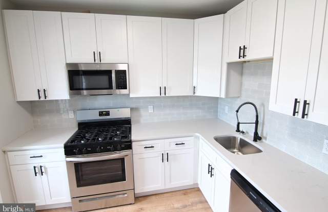 37 W 6TH Street unit: 2