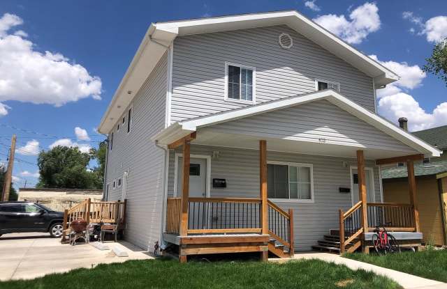 415 E Bradley - Upstairs Unit