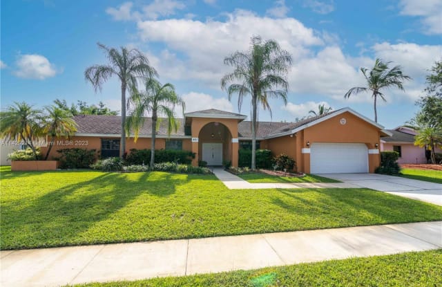 421 NW 197th Ave - 421 Northwest 197th Avenue, Pembroke Pines, FL 33029