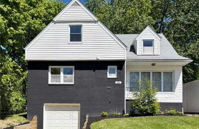 1699 Warrensville Center Road