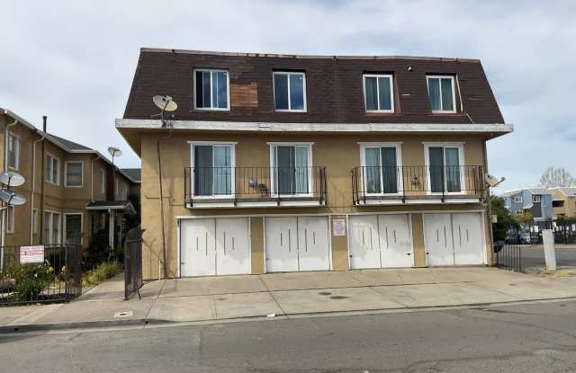 (244): 537 Nevin Ave.