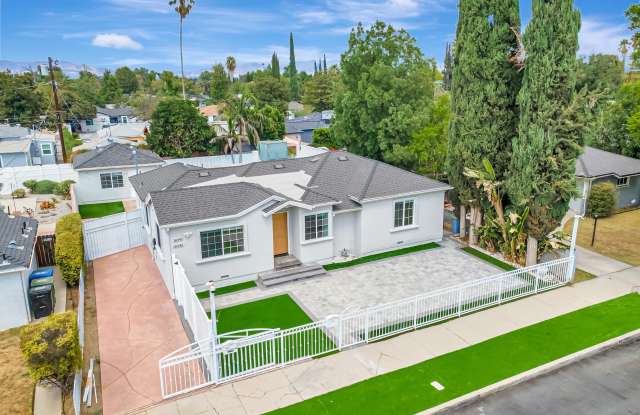 18343 Bessemer Street