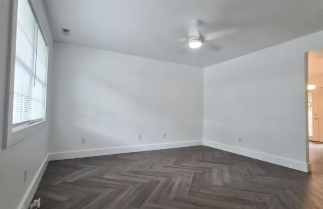 411 Myrtlewood Circle