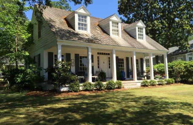 306 N Bay View Drive - 306 N Bayview St, Fairhope, AL 36532