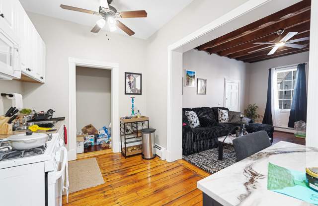 295 Pleasant St