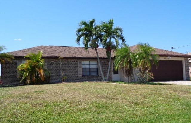 4628 SW 14th AVE - 4628 Southwest 14th Avenue, Cape Coral, FL 33914