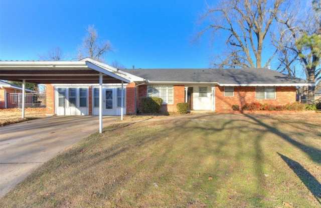 421 Foreman Avenue