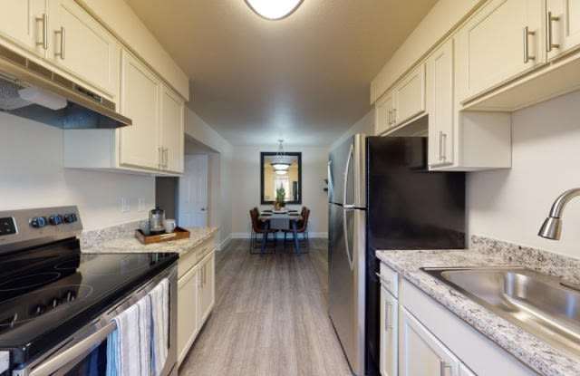 Photo of 4675 Templeton Park Cir Unit E31