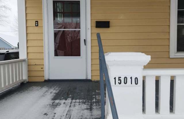 Charming 3-Bedroom Property in Prime Location (SECTION 8 VOUCHERS ACCEPTED)