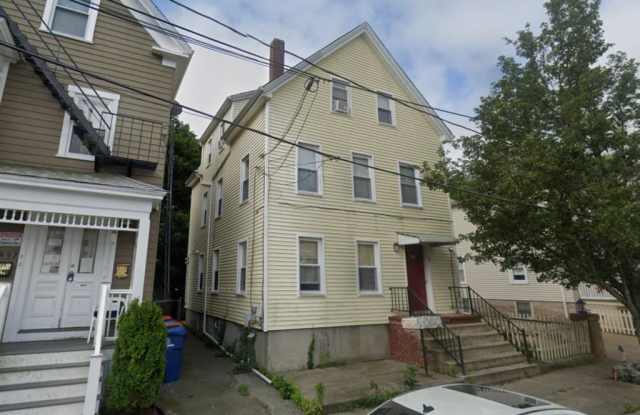 494 Rivet St