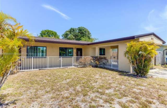 Photo of 821 NW 41st St