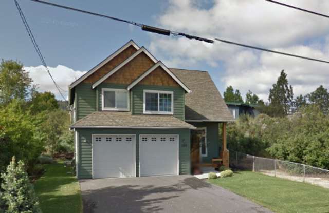 3 Bedroom 2.5 Bathroom