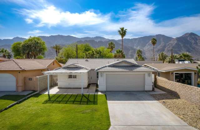 51905 Avenida Velasco